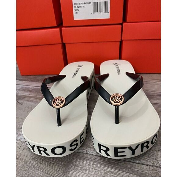 Reya Rosette Regalia White Black Wedge Flip Flop Sandal Sz 10M - Picture 2 of 5